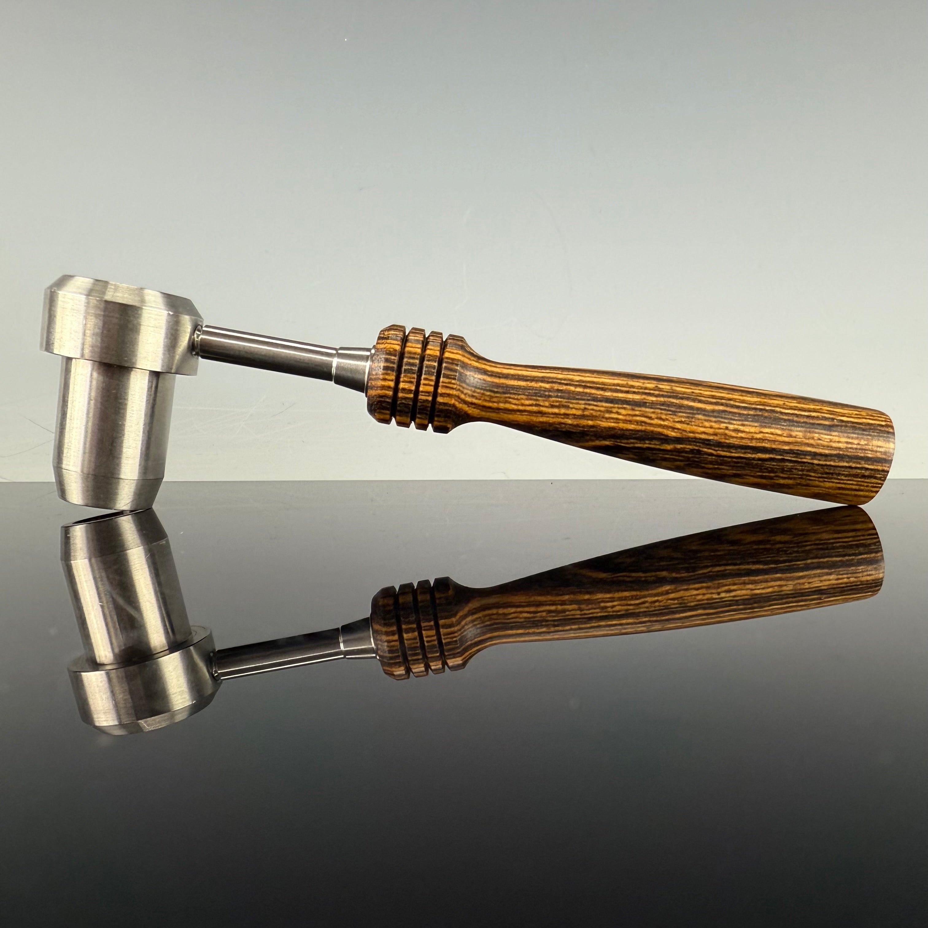 Hornet Kit Dry Herb Ball Vape by IO Mfg.
