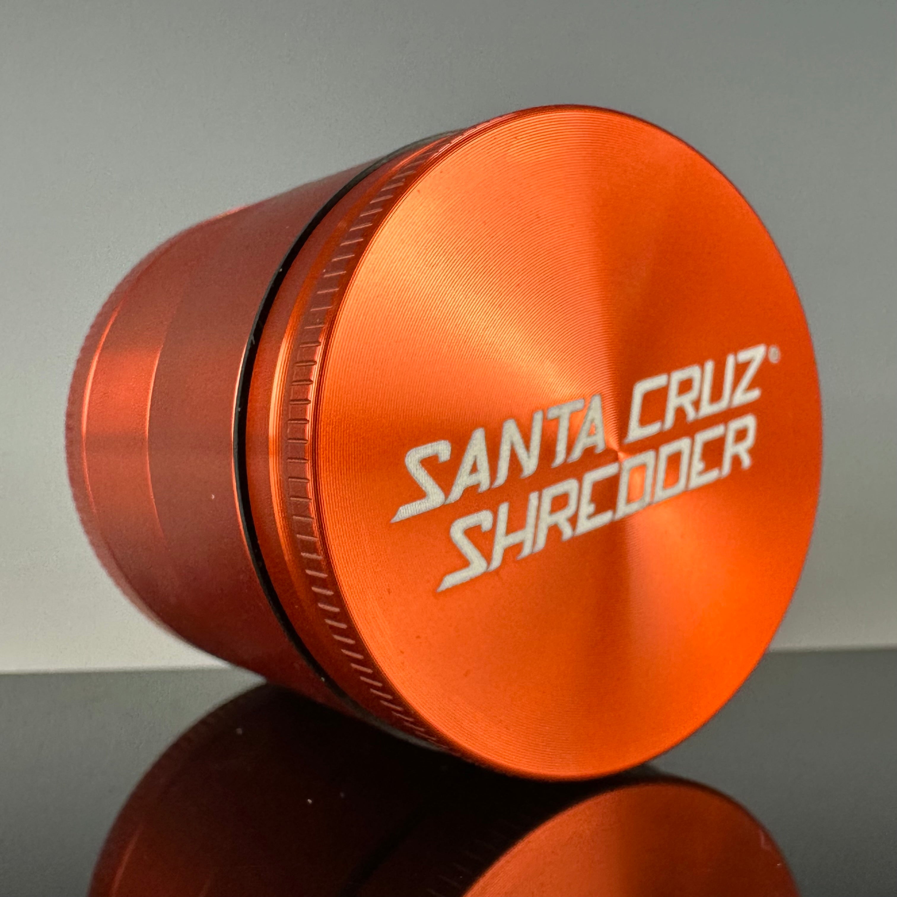 Medium 4-Piece Shredder by Santa Cruz Shredder
