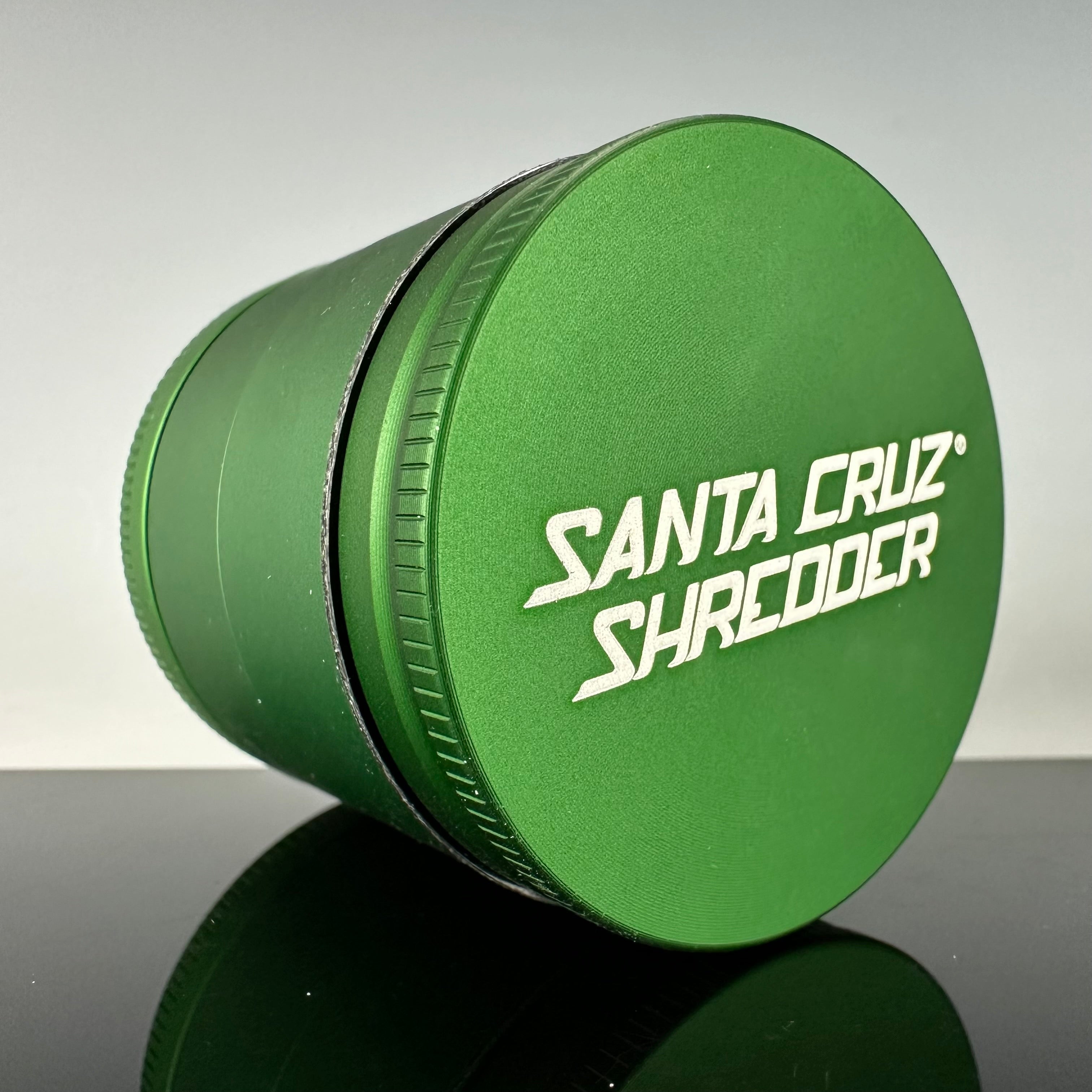Medium 4-Piece Shredder by Santa Cruz Shredder
