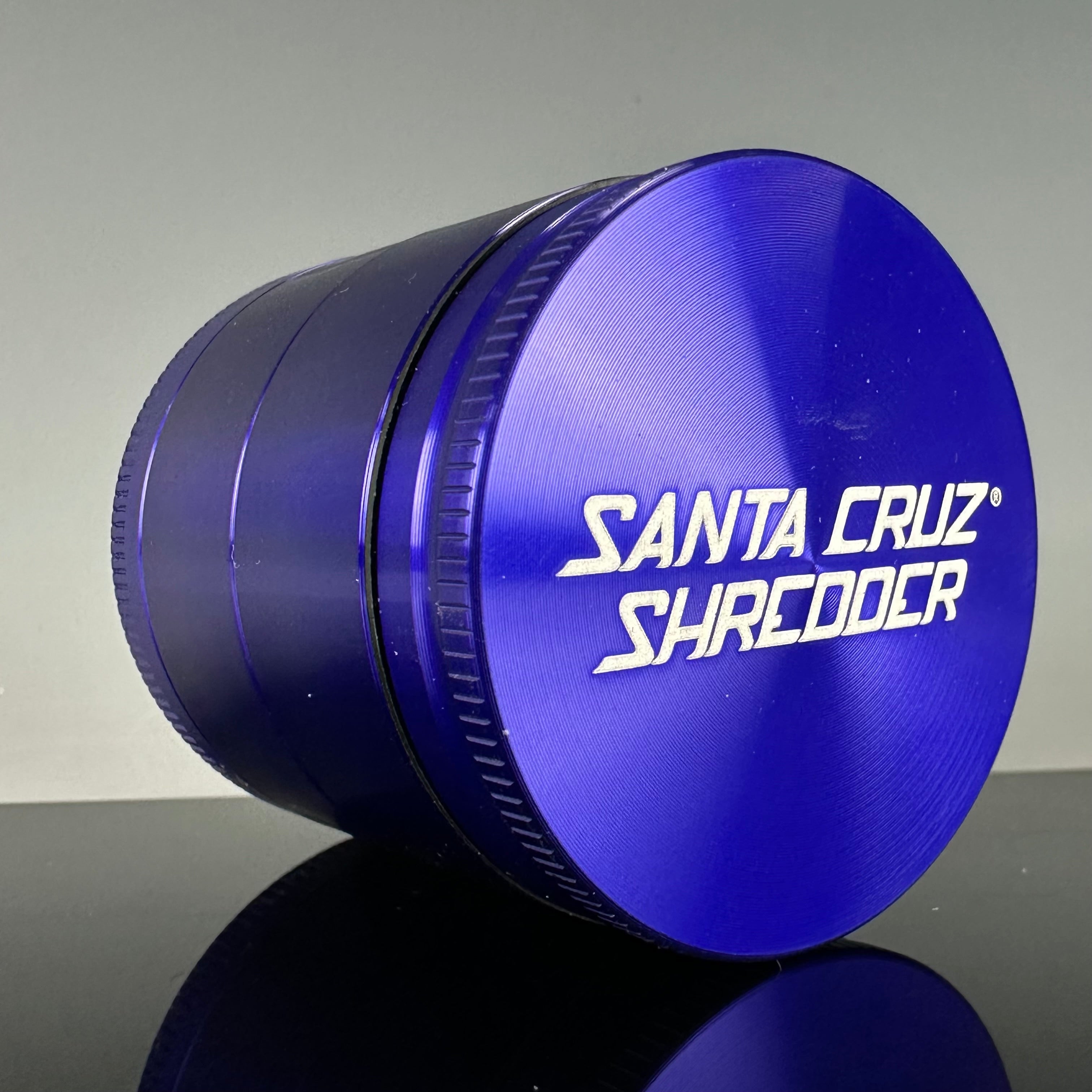Medium 4-Piece Shredder by Santa Cruz Shredder