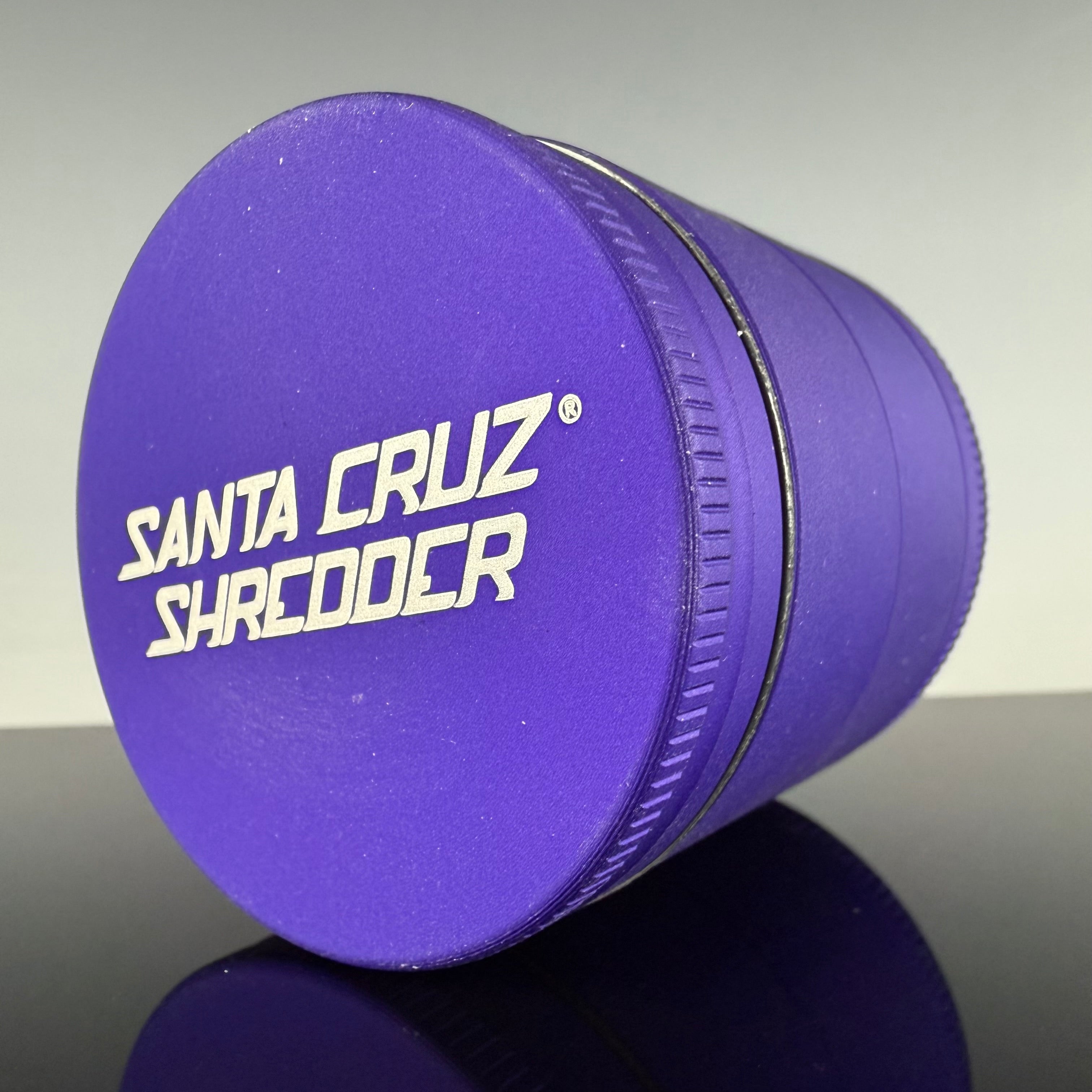 Medium 4-Piece Shredder by Santa Cruz Shredder