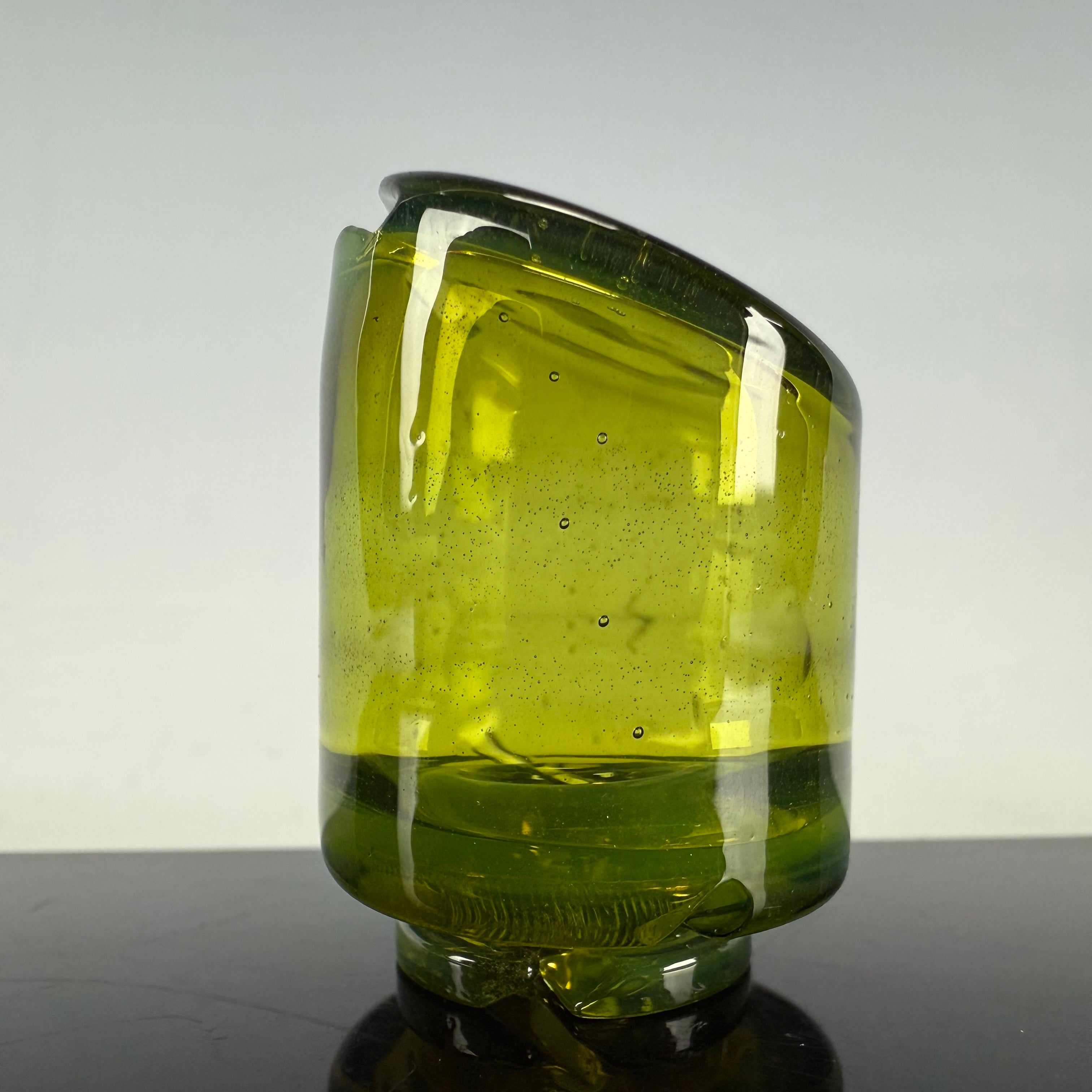 "Green Pearl" Pivot FLI + Silicone, Tether, Stand by One Trick Pony