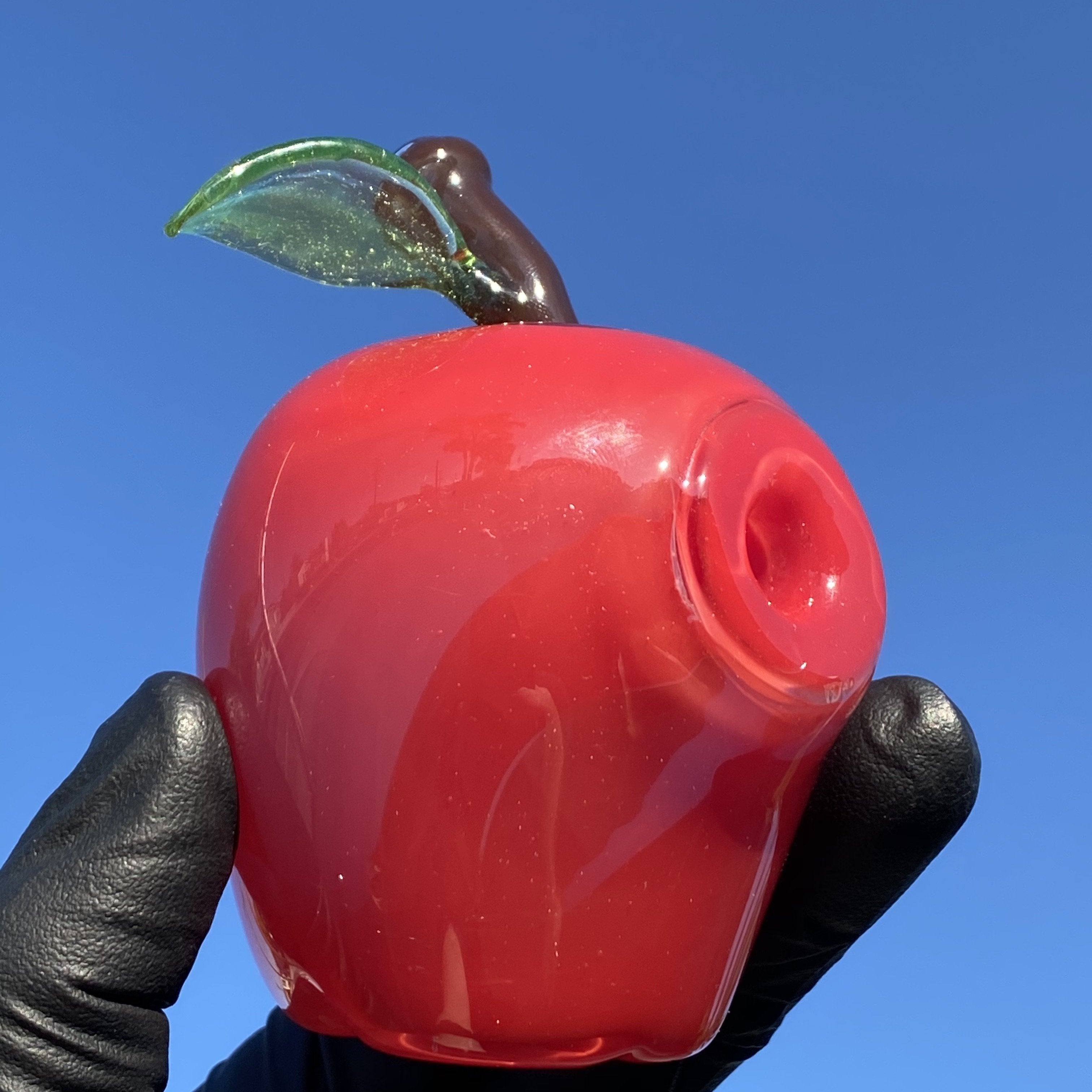 Lennon Glass