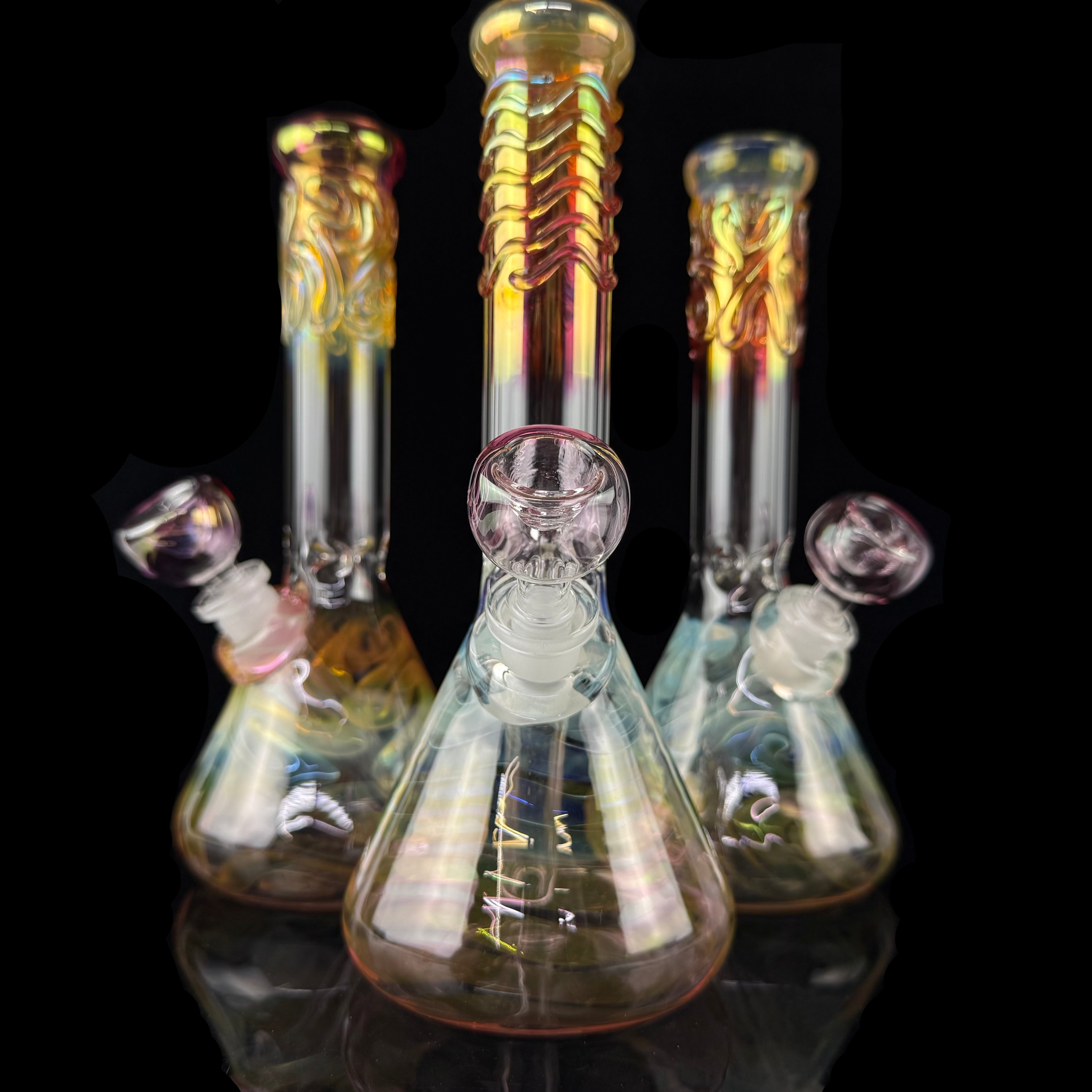 Gold Fumed 32mm Beaker Waterpipe by Mary Jane's Glass