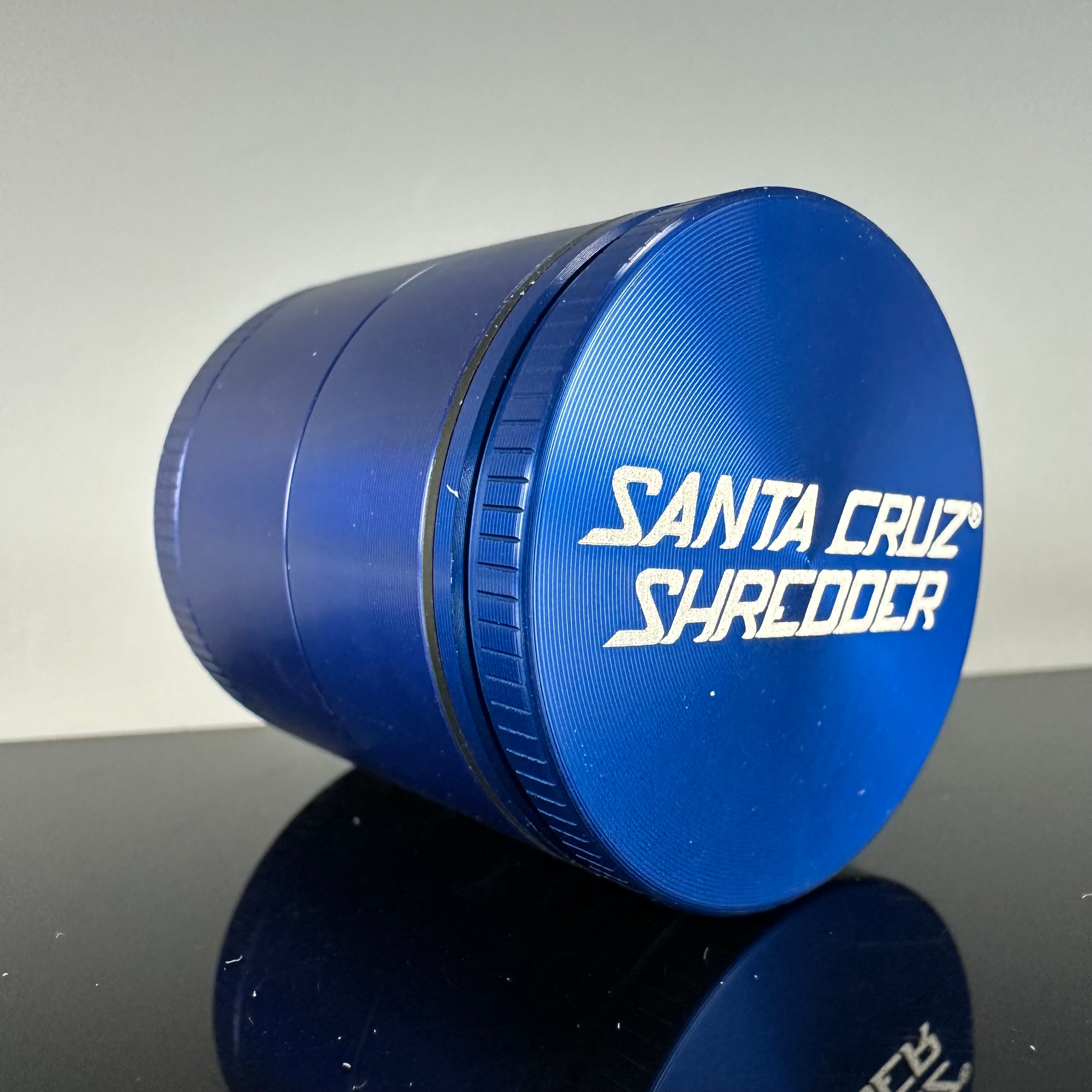 Small 4-Piece Shredder by Santa Cruz Shredder