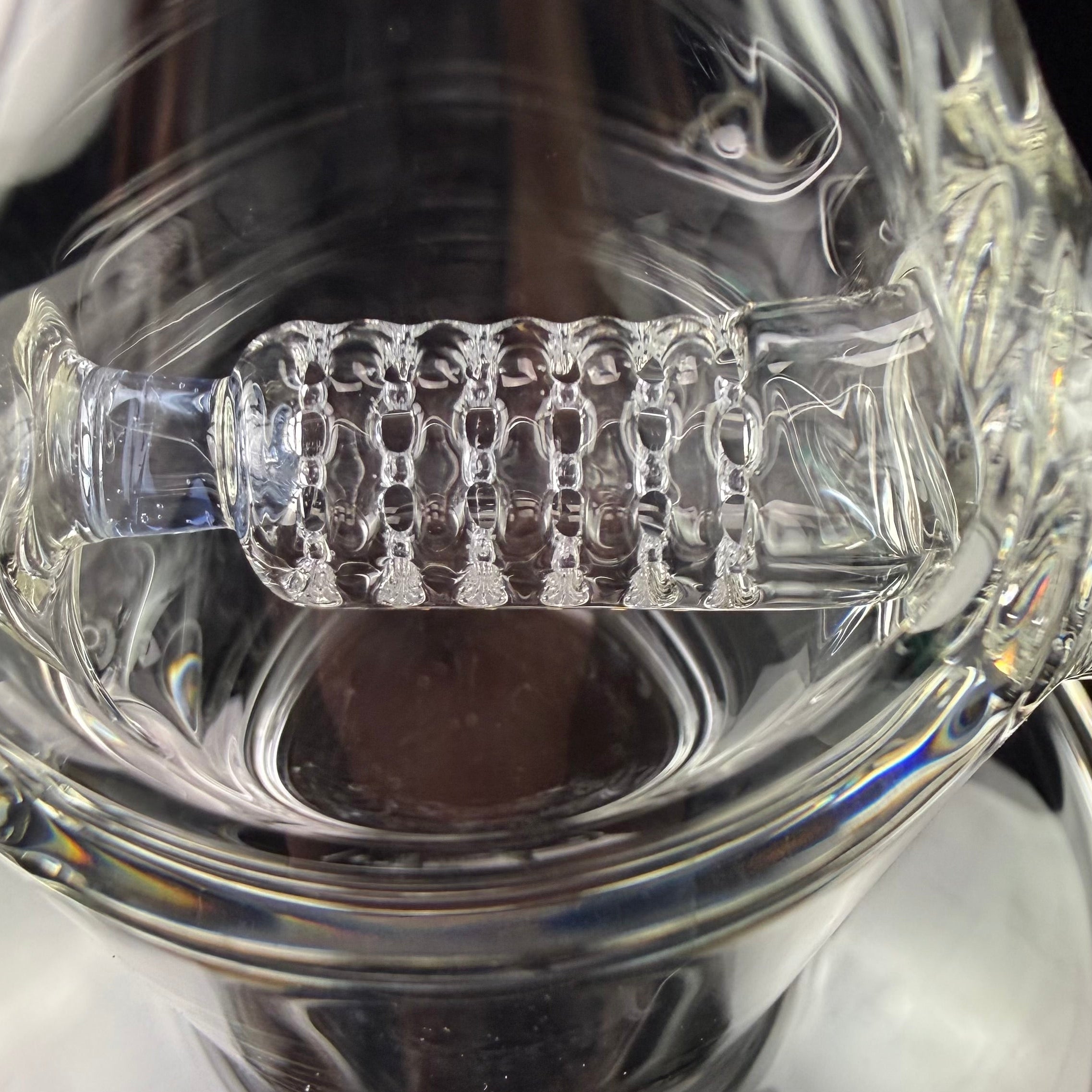 MA "Firewater UV" Full Size Hornet - Stemline 16mm 6 Cut UpGrid + Millie + Splash Guard by Sovereignty Glass