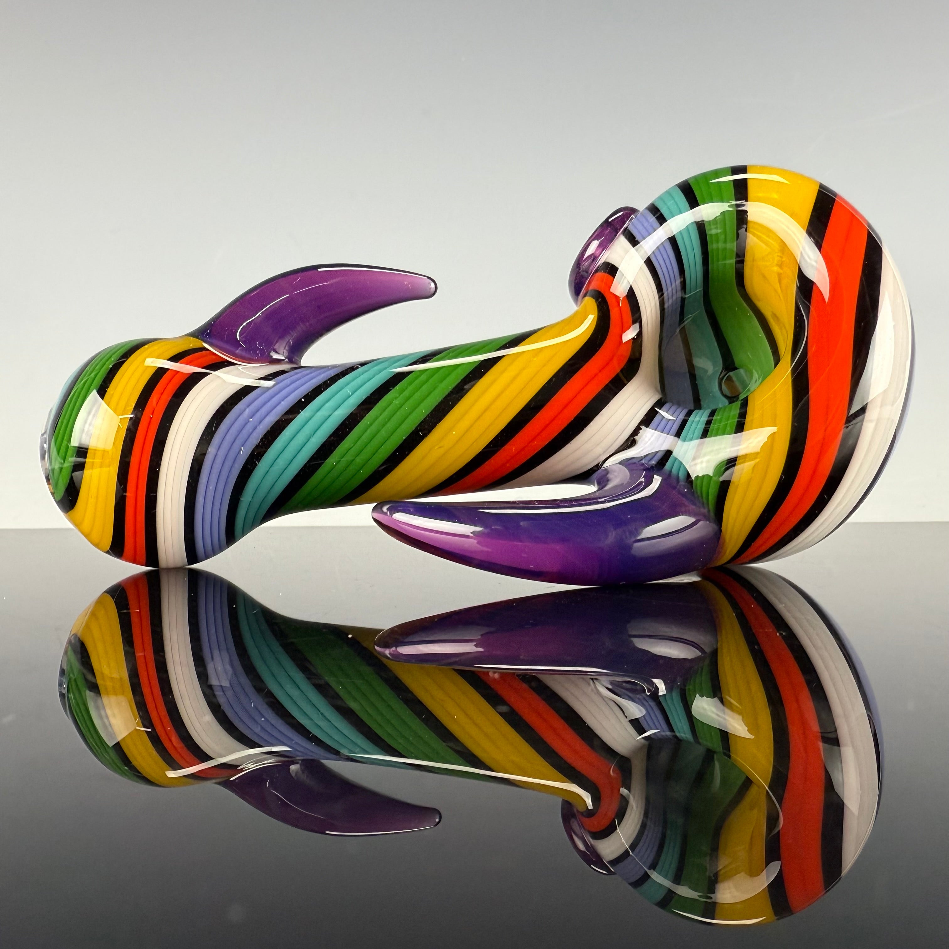 Full Color Horned Handpipe by Carsten Carlile