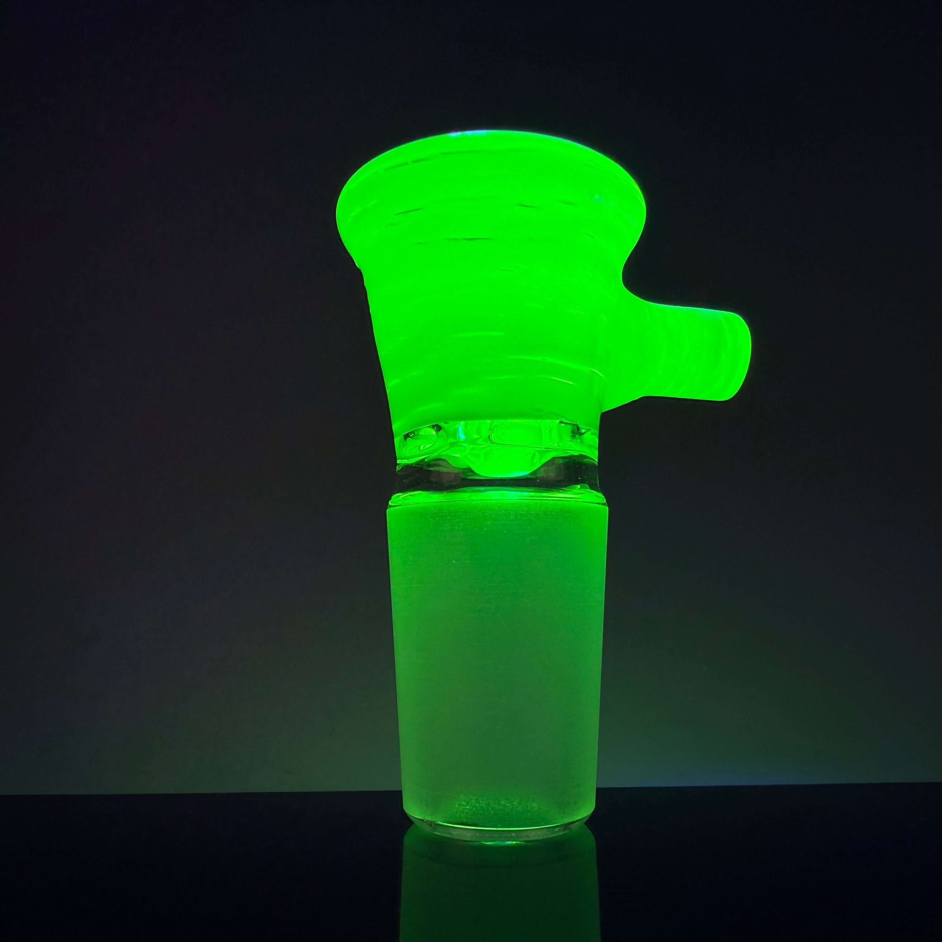 Full Color 18mm 4 Hole Slide by Engelman Glass