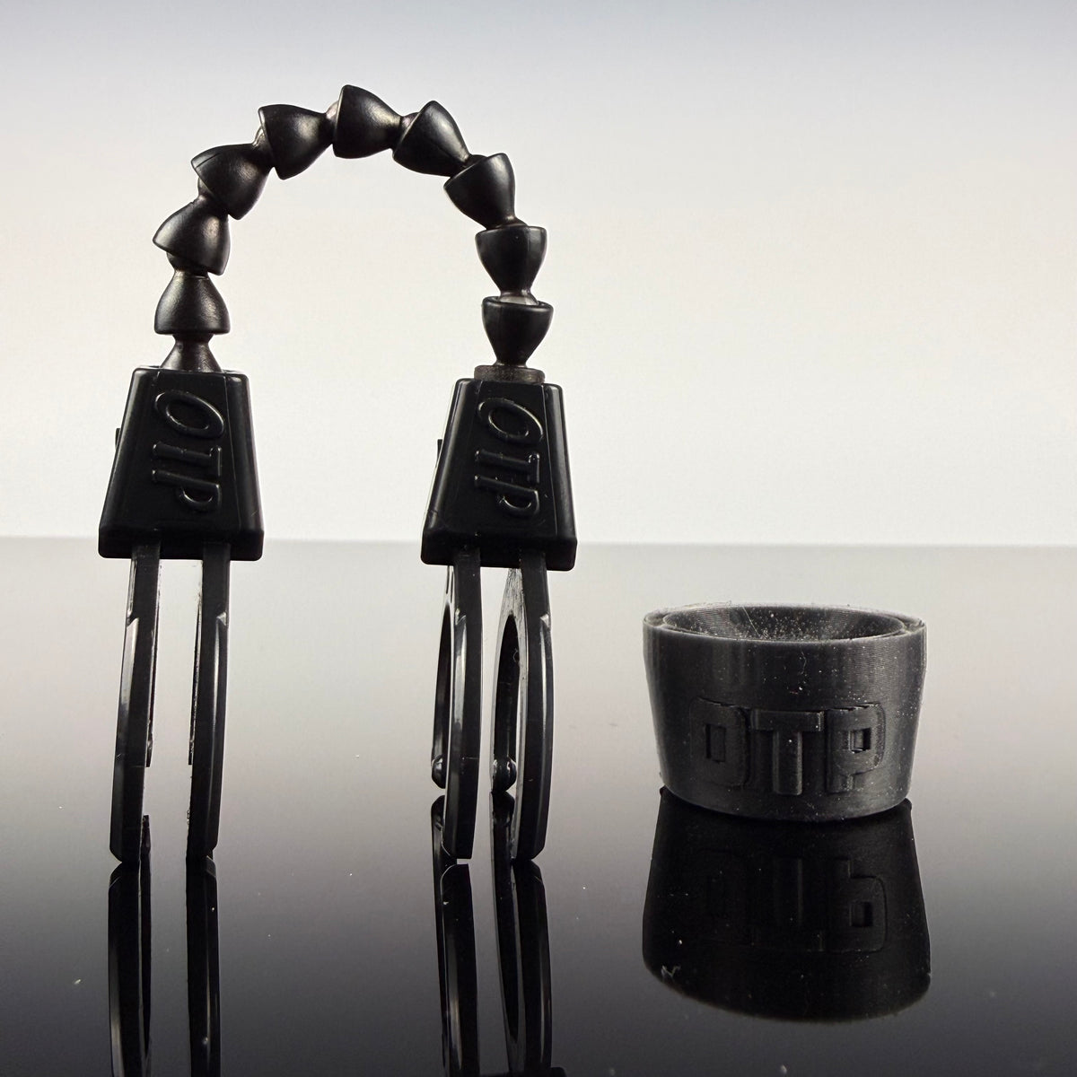 Scorpion Tether & Rockulus Sleeve by One Trick Pony
