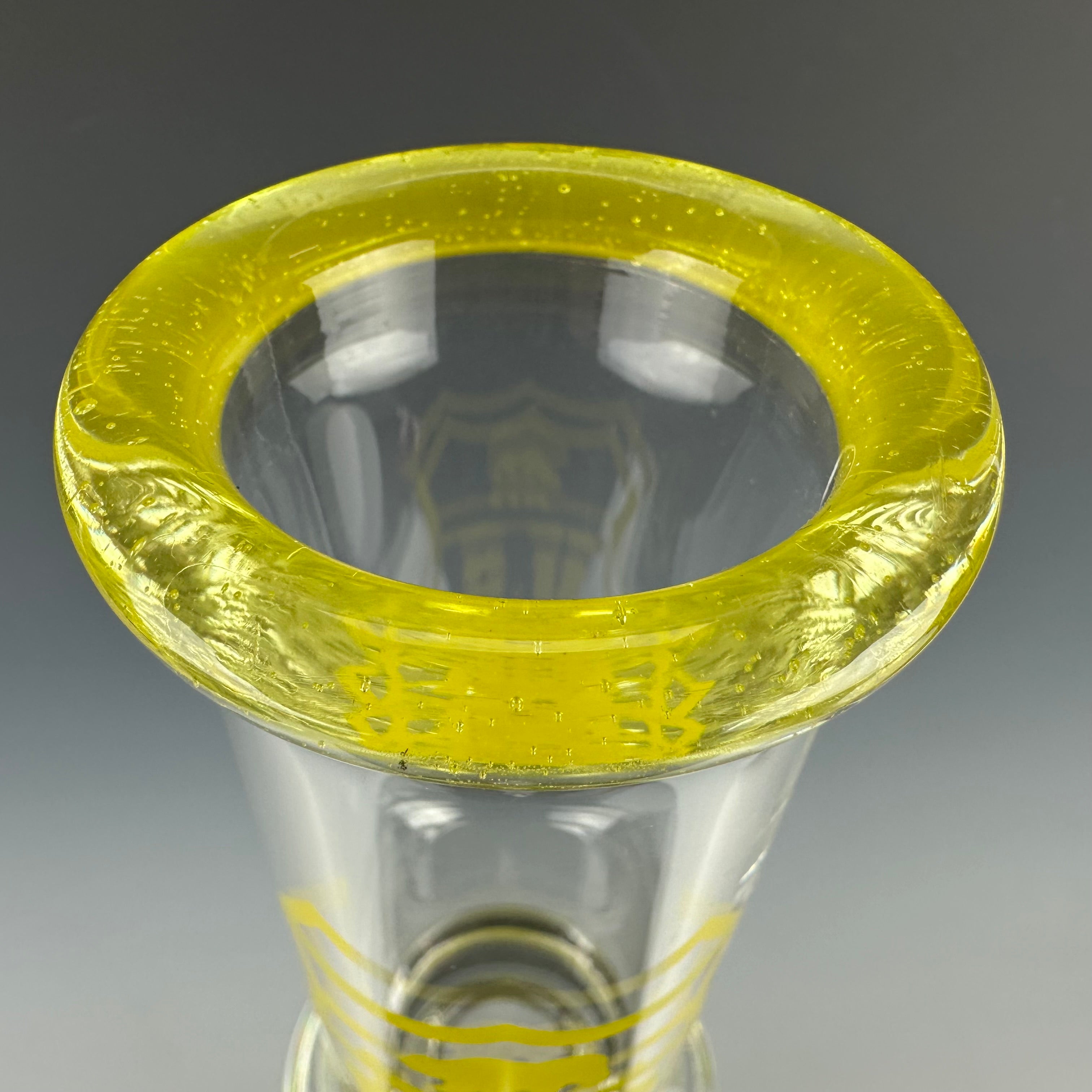"Yellow" Accented Circ to Hybrid Base Waterpipe by US Tubes