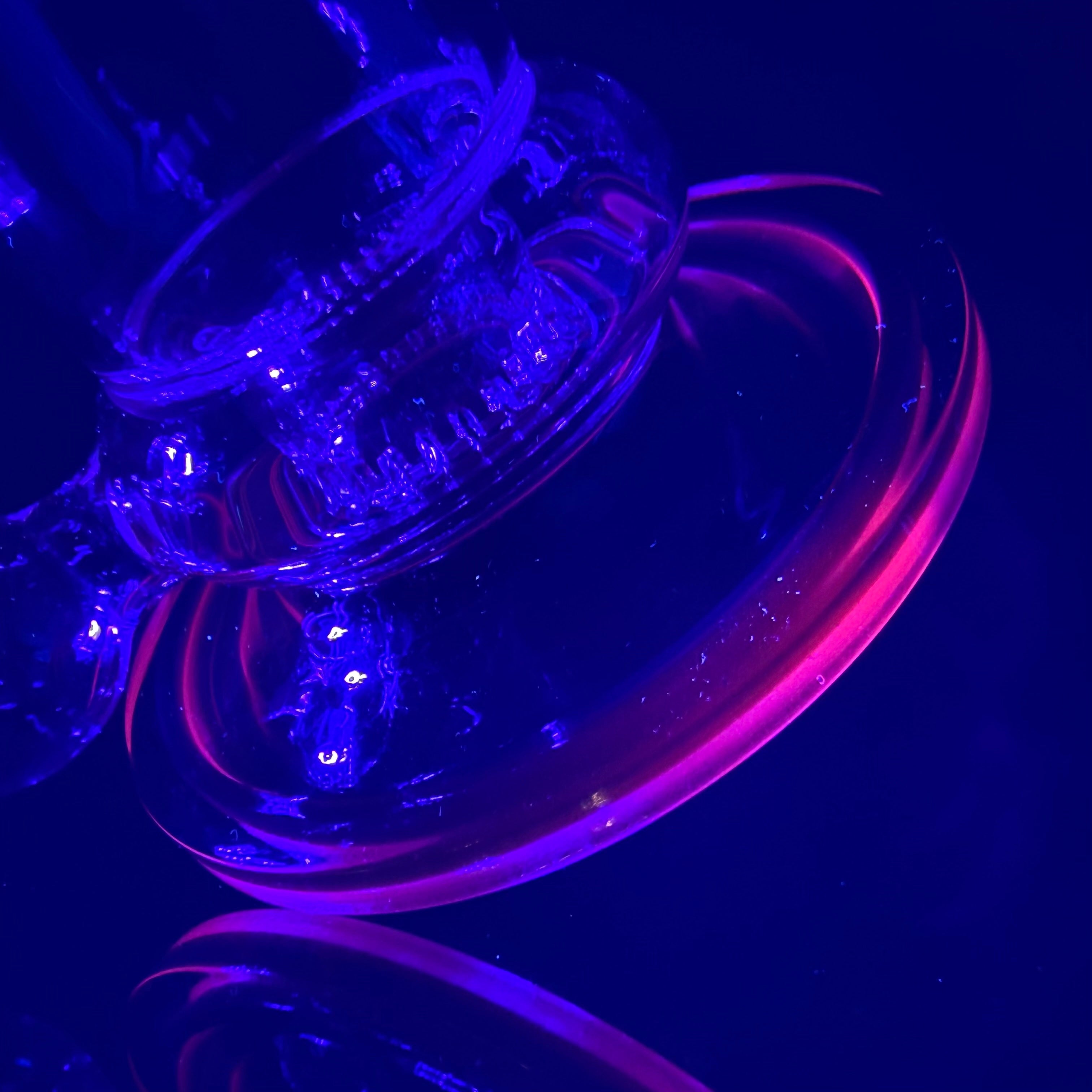 UV Reactive ISF Waterpipe by Toro Glass