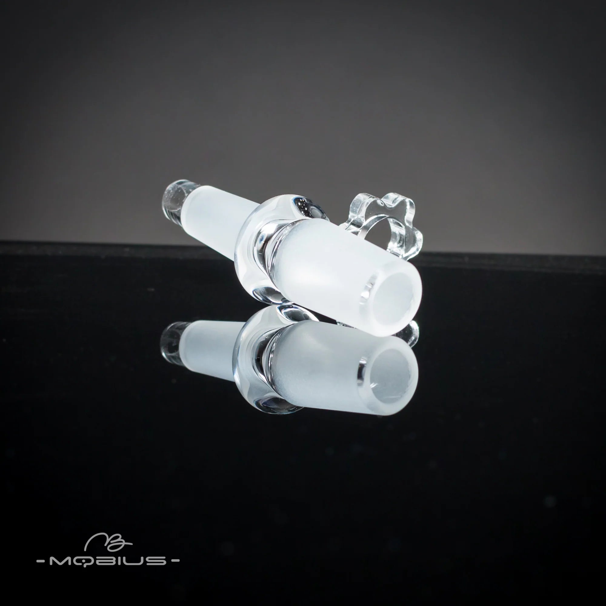 Replacement Snap Trap Adapter 18mm by Mobius Glass