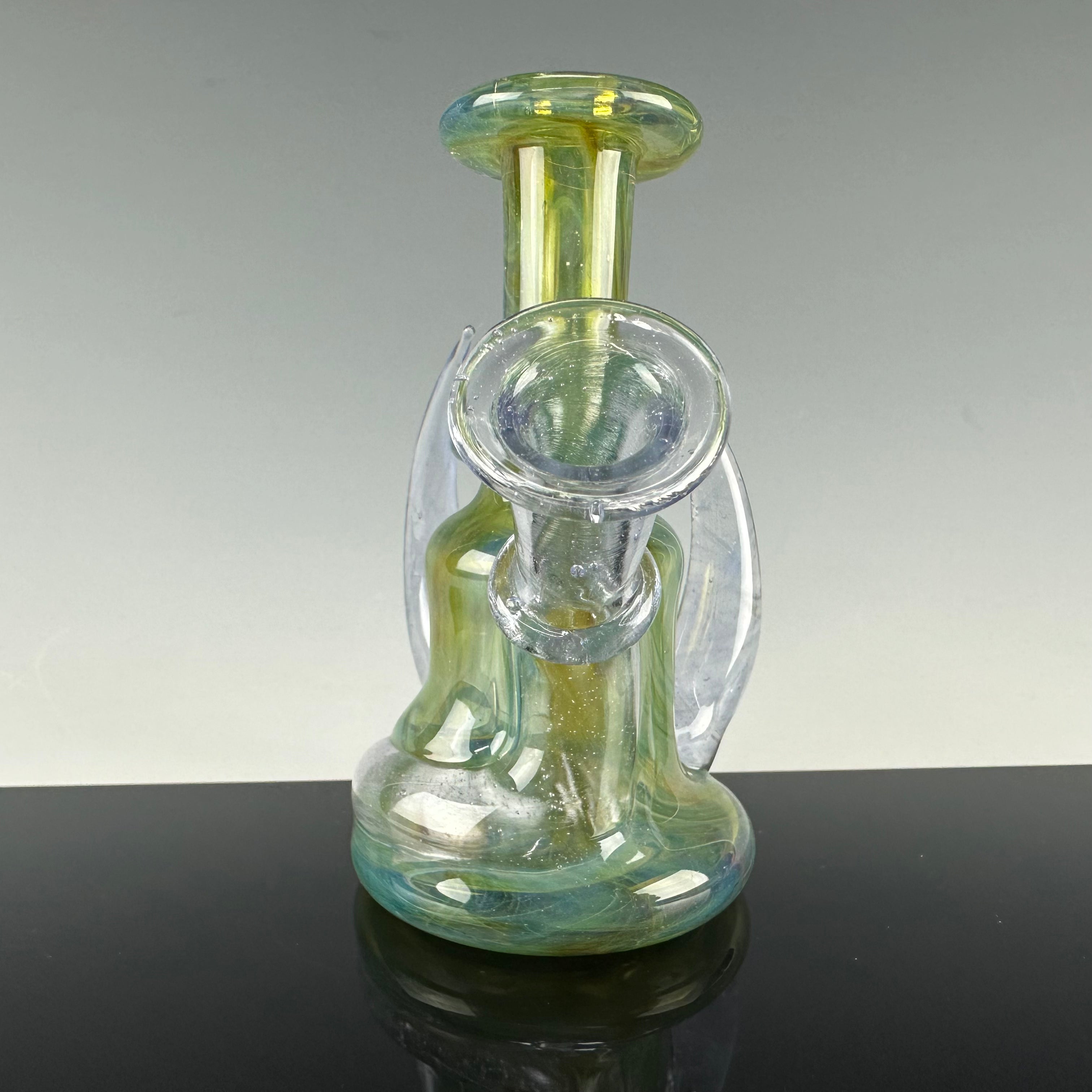 Hand-Mixed Full Color Gill Perc Rig by Xen Glass