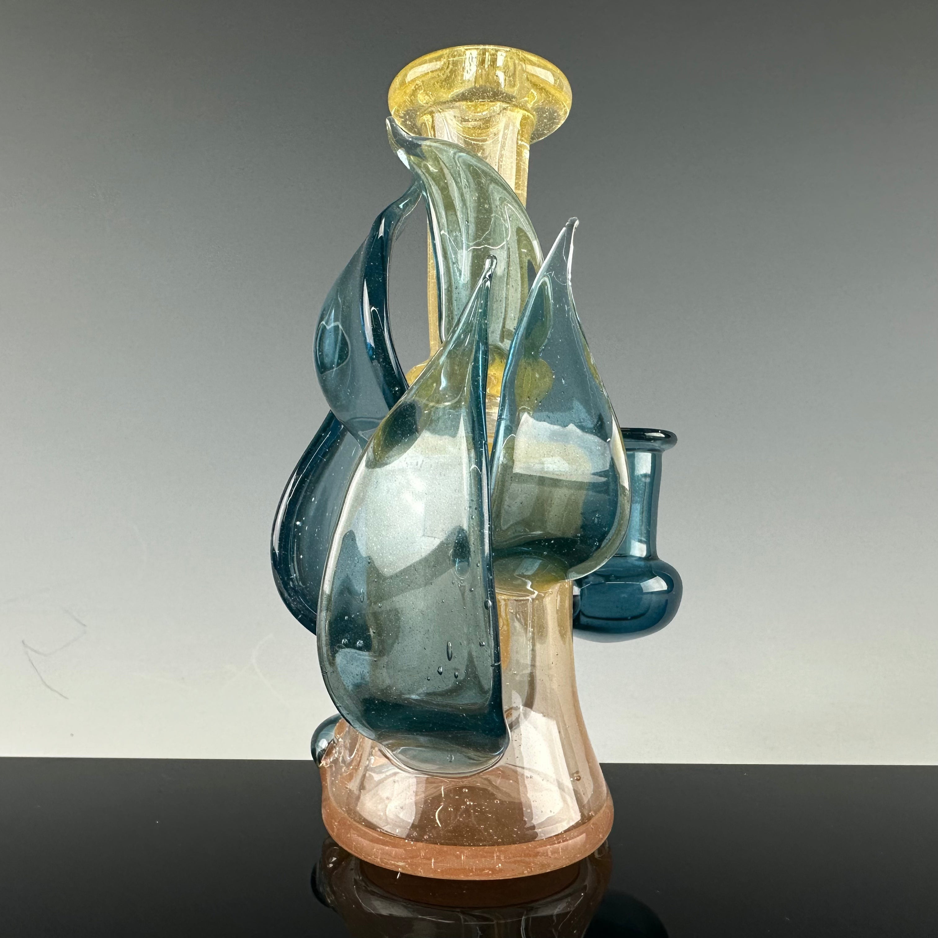 Hand-Mixed Full Color Gill Perc Rig by Xen Glass