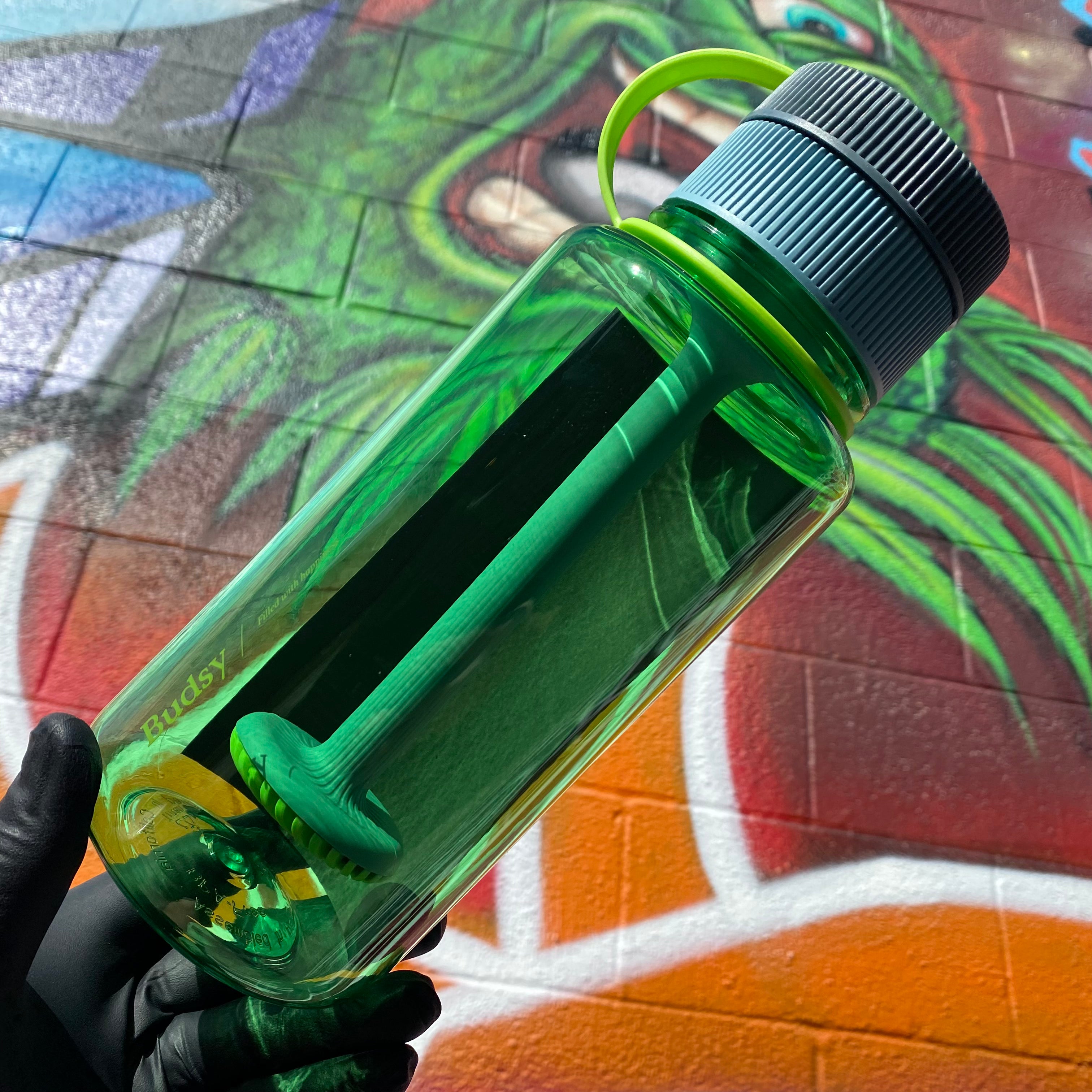 "Budsy" Travel Waterpipe  by Puffco