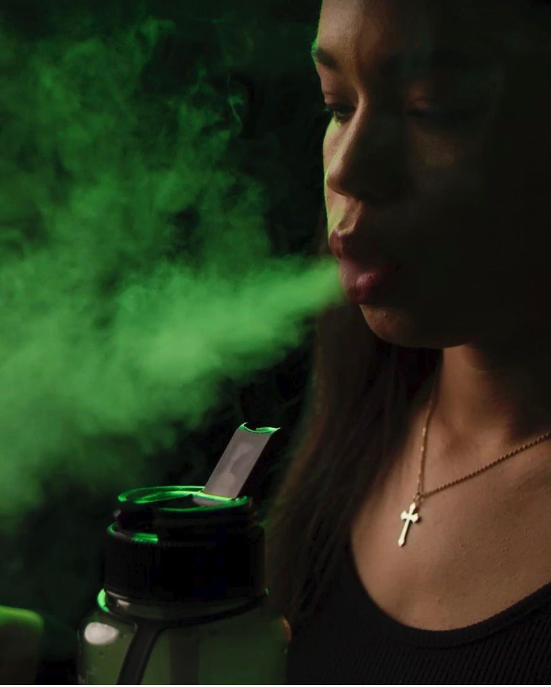 "Budsy" Travel Waterpipe  by Puffco