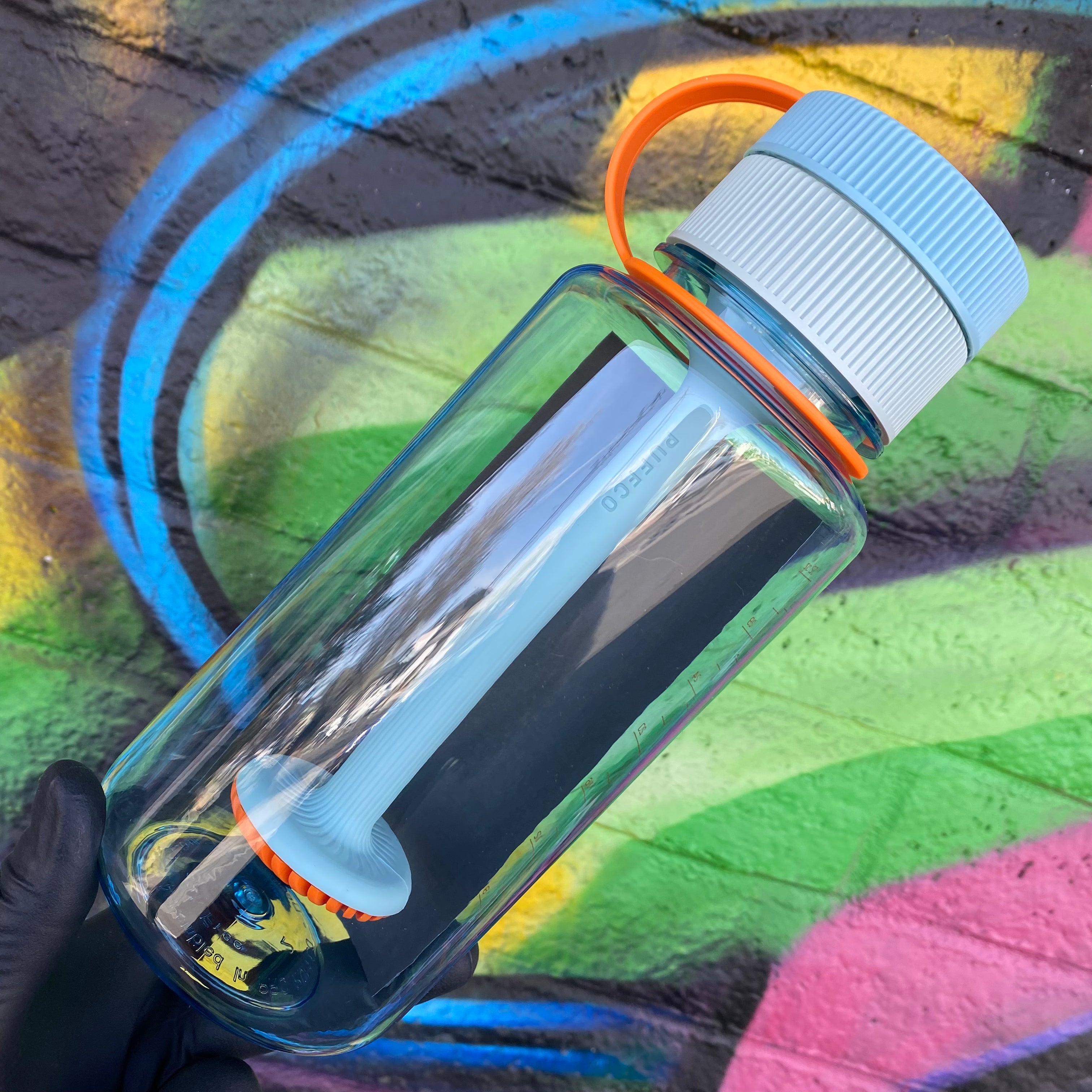 "Budsy" Travel Waterpipe  by Puffco