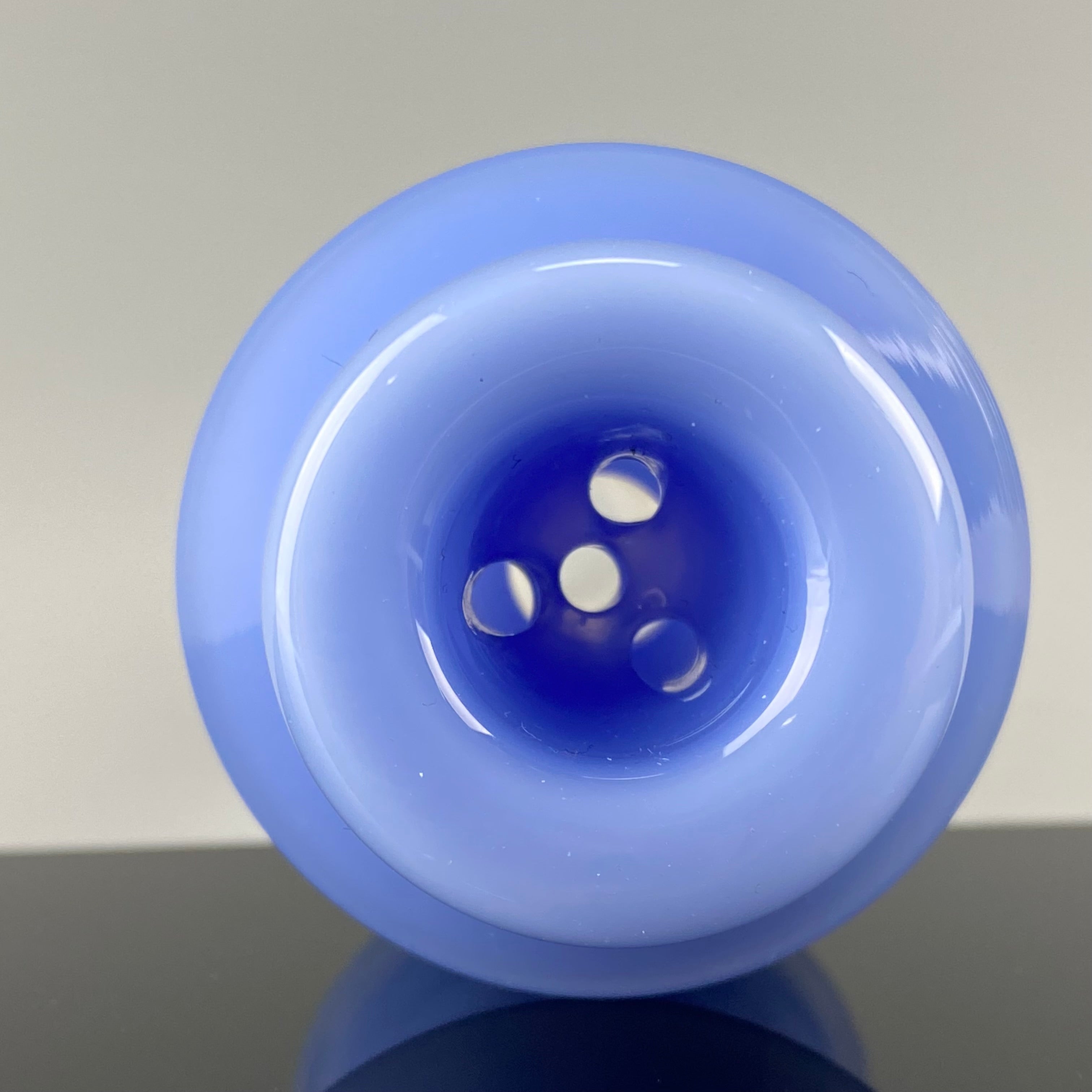 14mm "Lavender" Razor Maria Slide by Str8glass